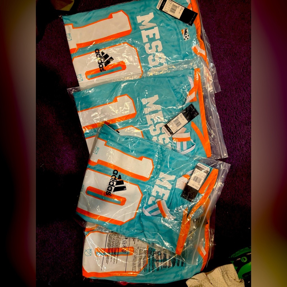 4 Adult Messi FC Miami Jersey - new